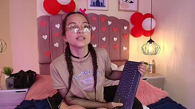 Hanabie_ – Naživo XXX chat