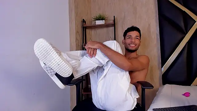 Thiagoferretiのウェブカメラショー