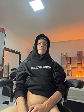 Онлайн чат XXX Sebastian_Reed