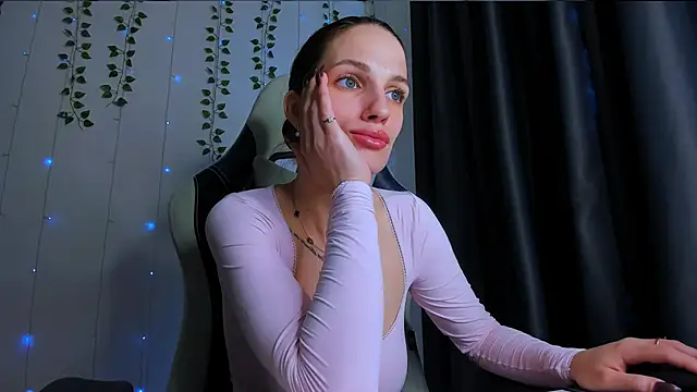 KarlaSim – Naživo XXX chat