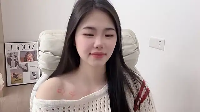 suki-1 live XXX chat