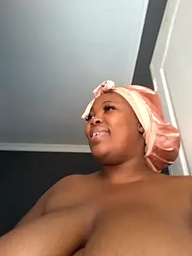 SWEETDOLLY29XX Live XXX-chat