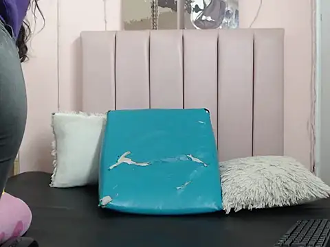 camila_williamss 现场XXX聊天