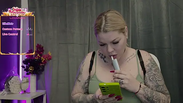 Issa_Jo লাইভ XXX চ্যাট