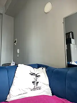 Curveysinaa Chat XXX live