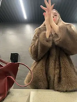 دردشة SashaCatt الجنسية المباشرة