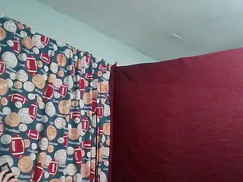 DairyCum Webcam Show