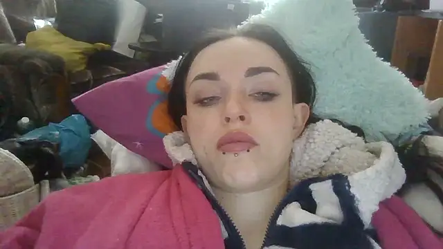 Czat XXX na żywo – Trinsy_Love