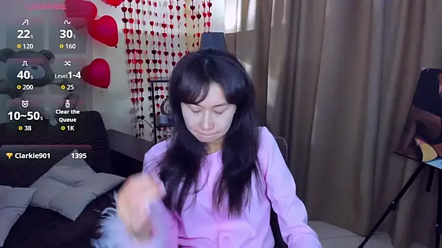 SheilaRare élő XXX-chatje