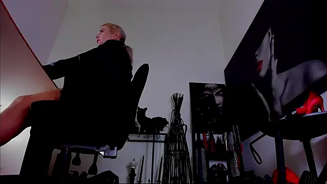 Chat XXX Live MistressDemi