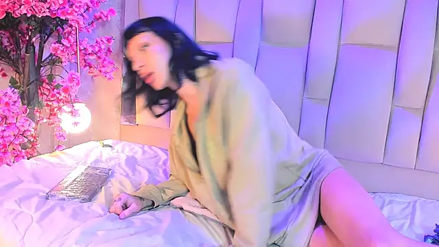 MadisonWood01 Adlı Modelin Canlı XXX Sohbeti