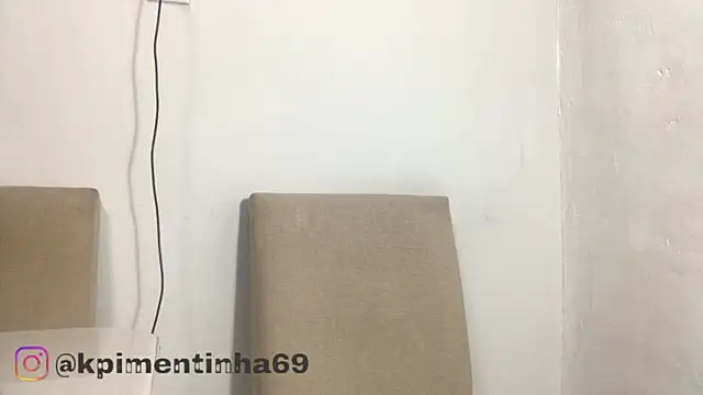 Chat +18 de Ketpimentinha09 ao vivo