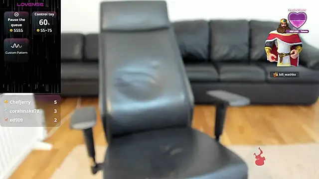 HornyNalia: διαδικτυακό σόου στην κάμερα