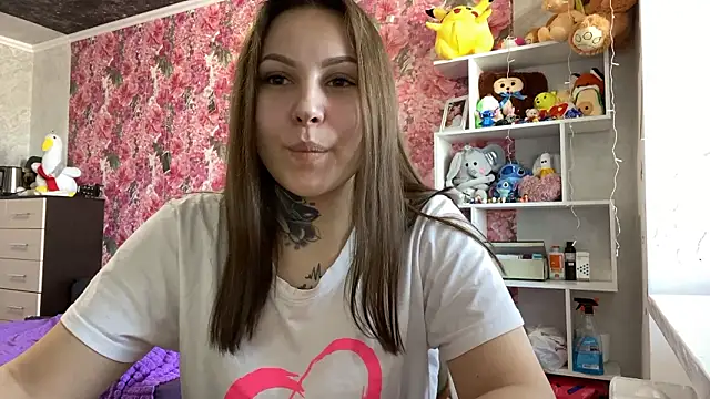 Chat +18 de TraciBallena ao vivo