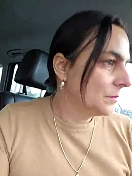 IsabelleCraft Adlı Modelin Canlı XXX Sohbeti