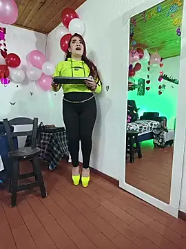 keila_j – Live XXX-chat