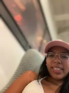 Chat XXX en directo de SheenaBrooke