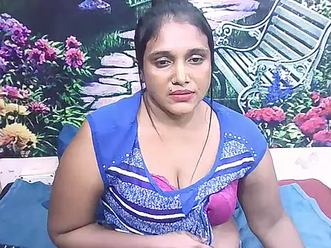 IndianSexyLady20's Live XXX Chat