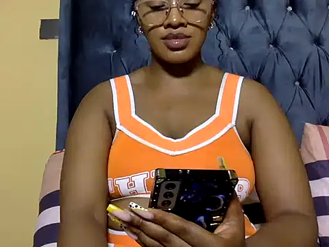 BOOTY_BANGERxxx – Live XXX-chat