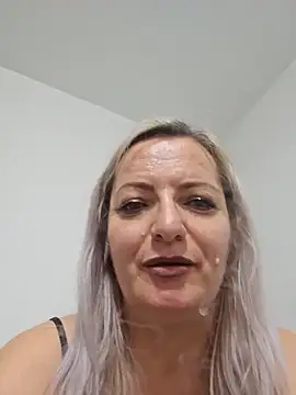 Chat +18 de LadyTouch ao vivo