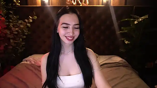 WildKittenX_'s Live XXX Chat