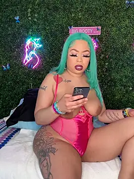 แชท XXX สดของ RenaThickAss