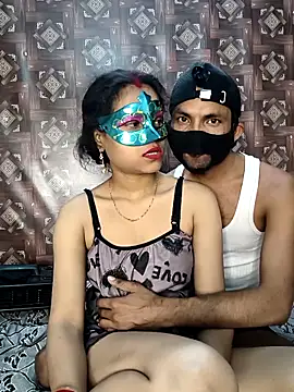 Sexy_komal02's Live XXX Chat