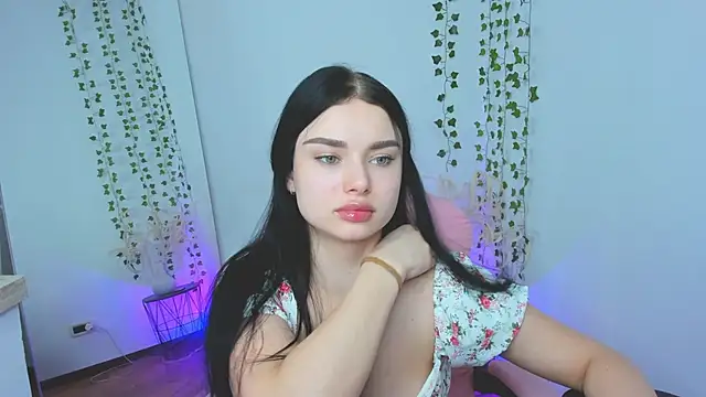 Онлайн чат XXX Silena_sky