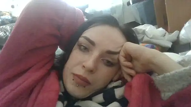 Chat +18 de Trinsy_Love ao vivo