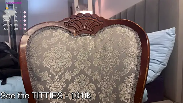 emily_is_here_ élő XXX-chatje