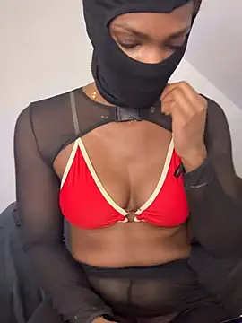 Chat XXX en directo de KiaraAmara