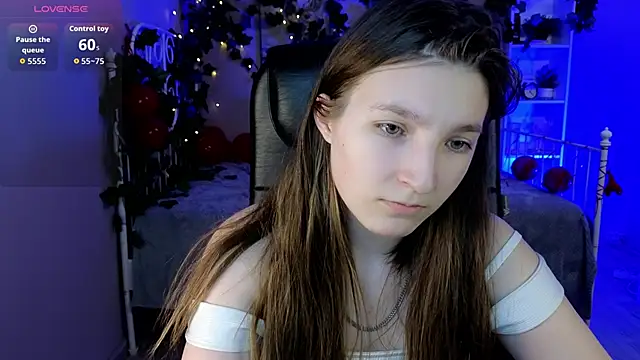 Mia_Myles élő XXX-chatje