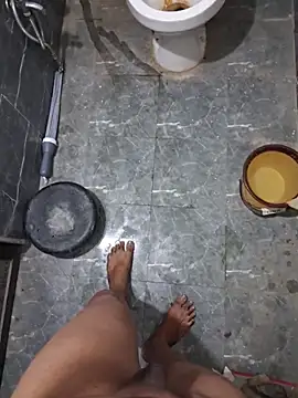 Sissydoggy élő XXX-chatje