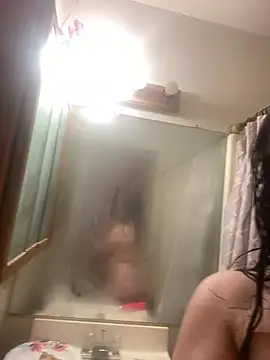 Pokazy przed kamerką – VelvetBrunetteXo