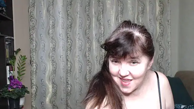 Illusionqn Live XXX chat