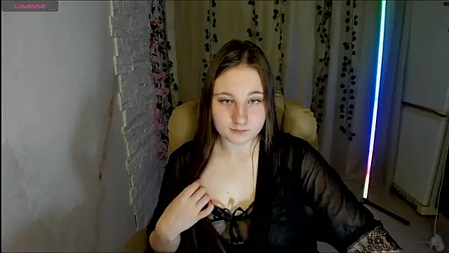 EvaxCharm Adlı Modelin Web Kamerası Şovu