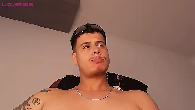 BjornSteel: απευθείας συνομιλία ΧΧΧ