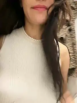 XXX chat uživo modela Zeravina