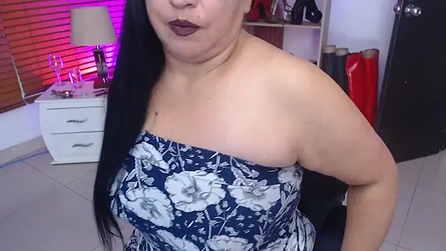 Chat XXX en directo de paola_xm