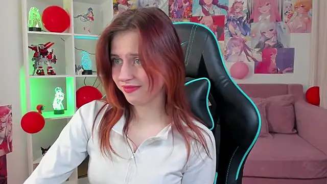 FreyaVey: онлайн-секс-чат