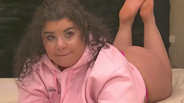 BustyMadison 即時 XXX 聊天