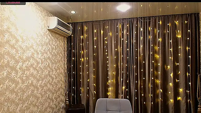 Chatroom XXX en direct de _Sara__Smith_