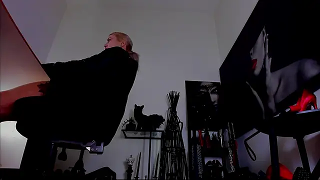MistressDemi Live XXX Chat