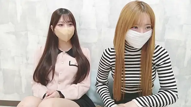 Chat XXX en directo de LOVE_MOMO_LOVE