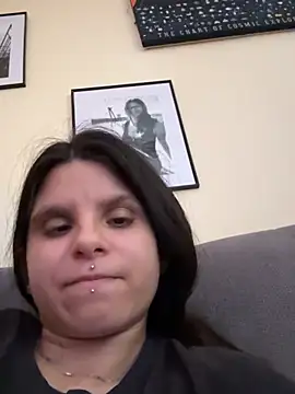 Brutecia2002n Live XXX chat