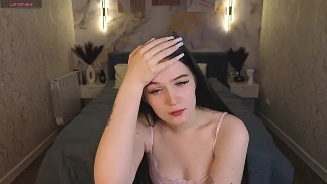 XXX chat uživo modela linajourney