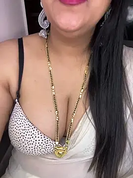 Notty-HotyBhabhin Live XXX chat