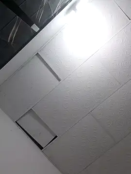 girl_tits' Live XXX Chat