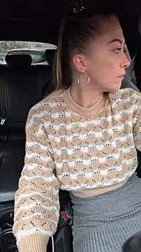 Risky_julia2330のライブXXXチャット