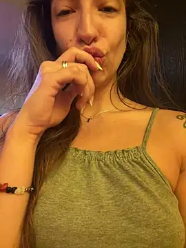 Yara-Lolii 라이브 XXX 채팅